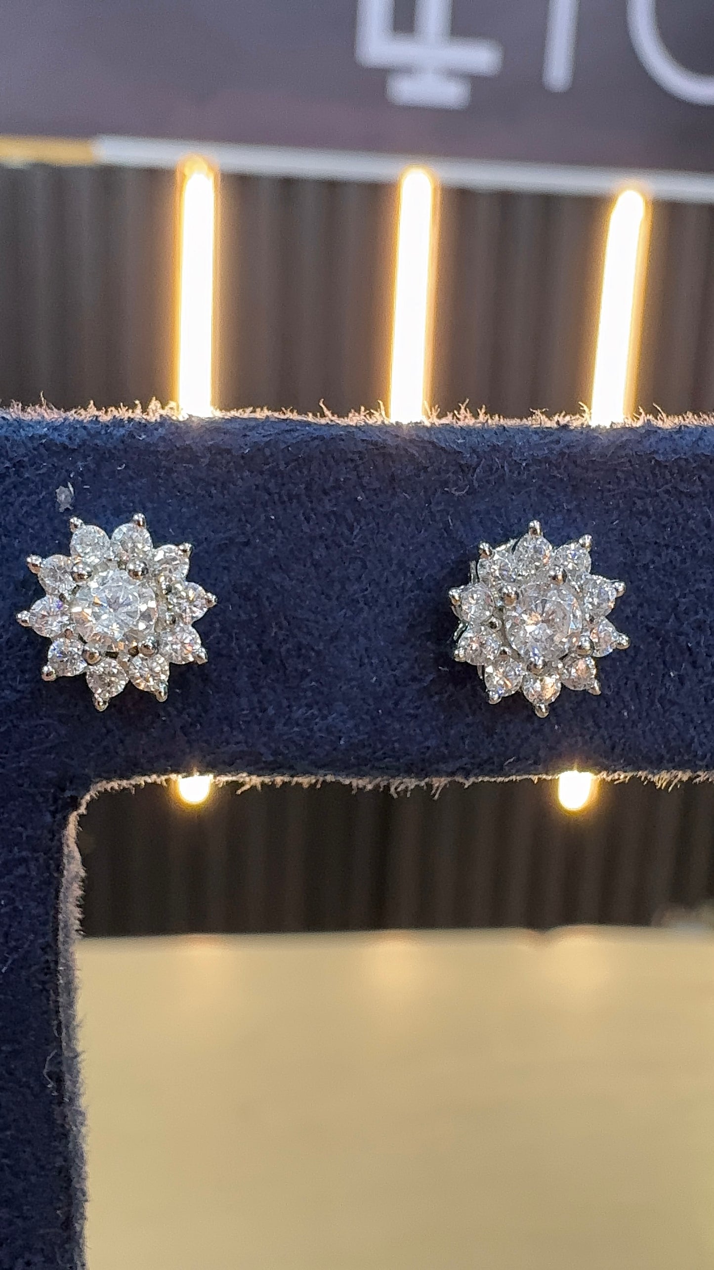 Aretes