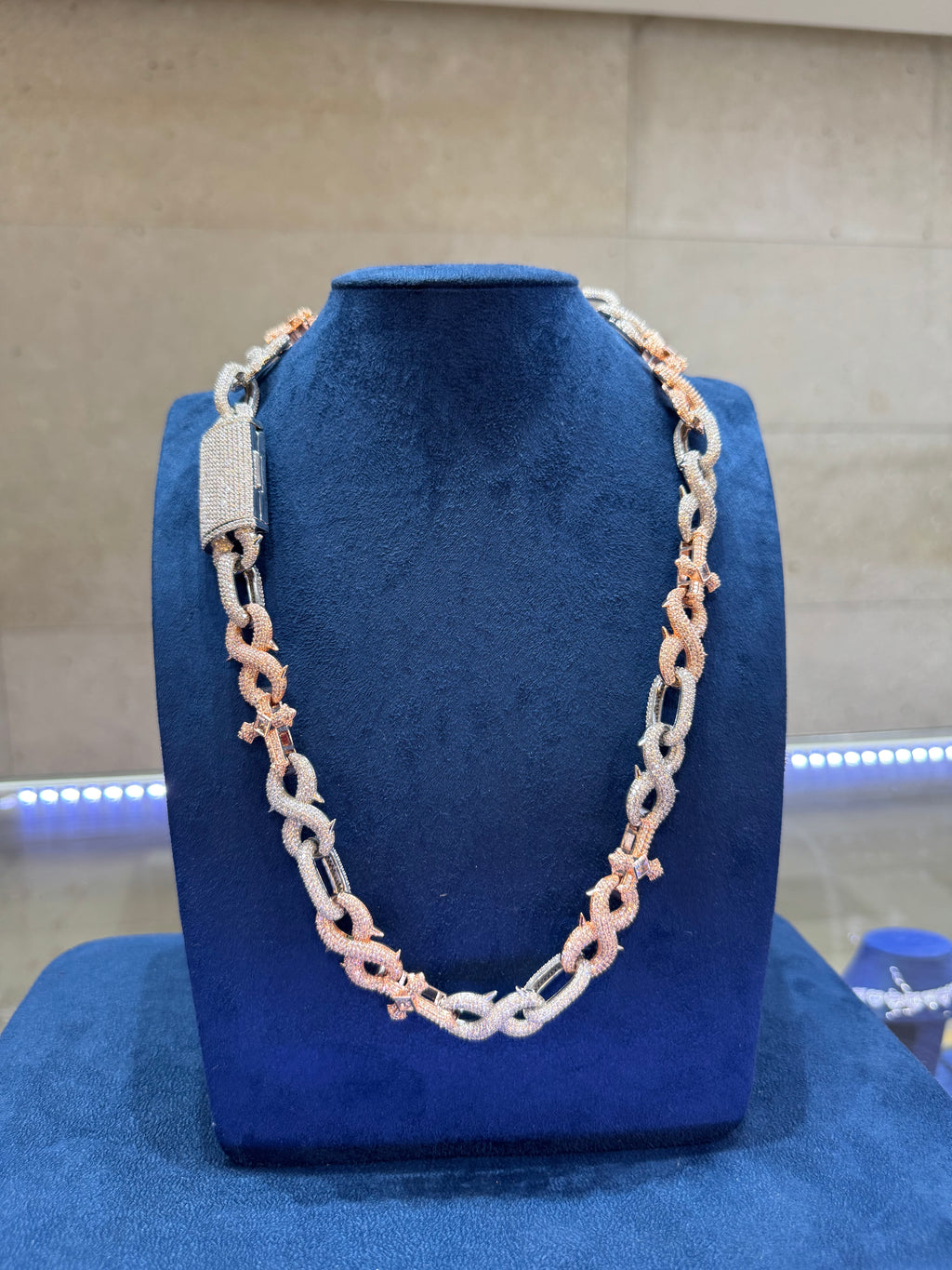 Cadena infinity religión Bitono rosa