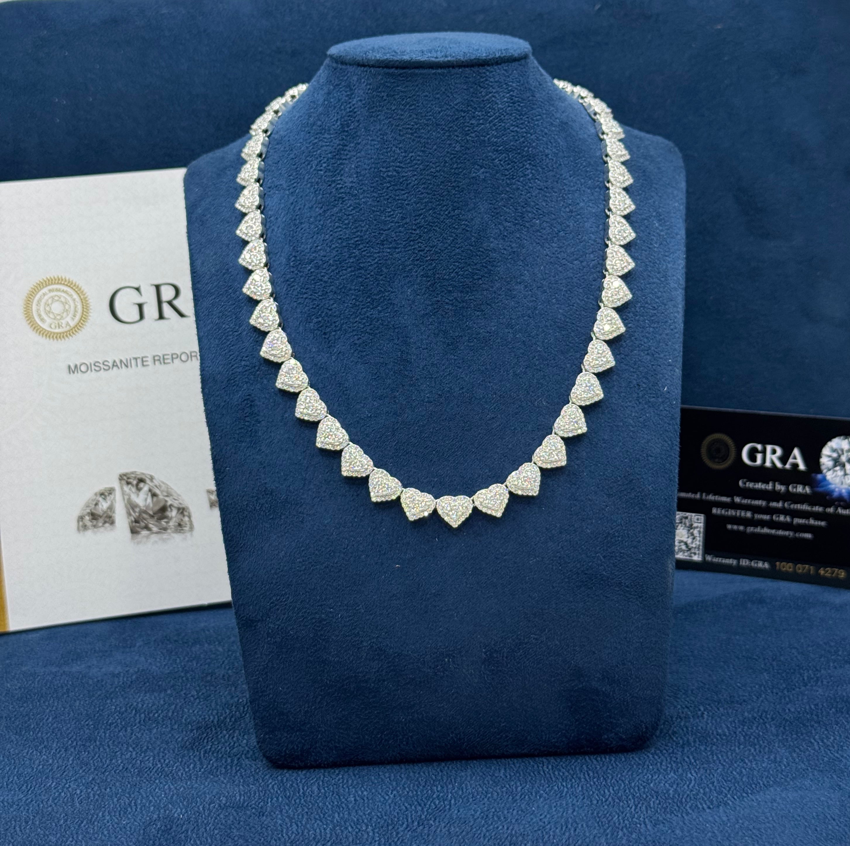 Cadena corazones moissanita