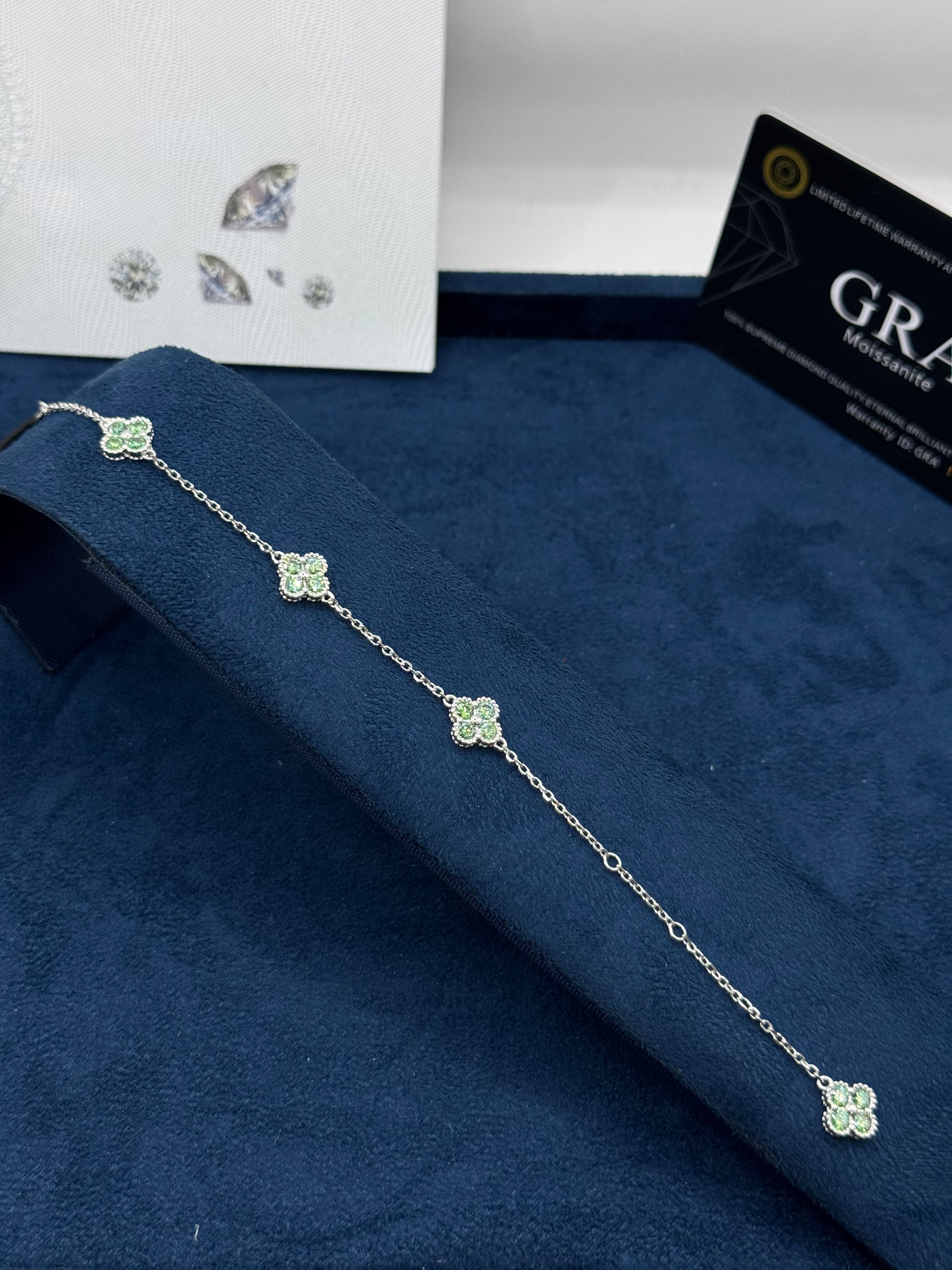 Pulso trebol moissanita greenblue
