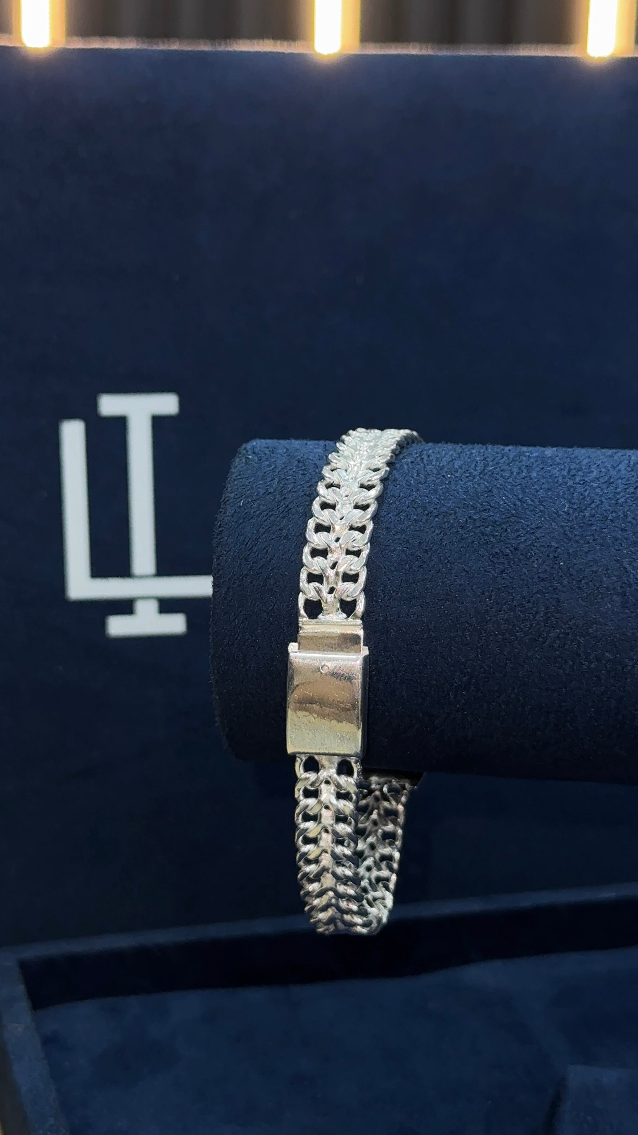 Petatillo bracelet to personalize