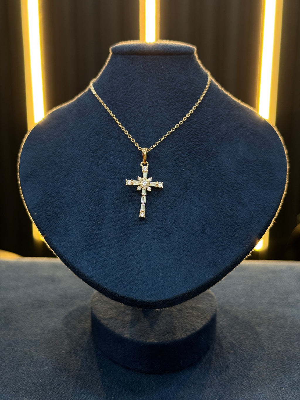 Rosegold cross