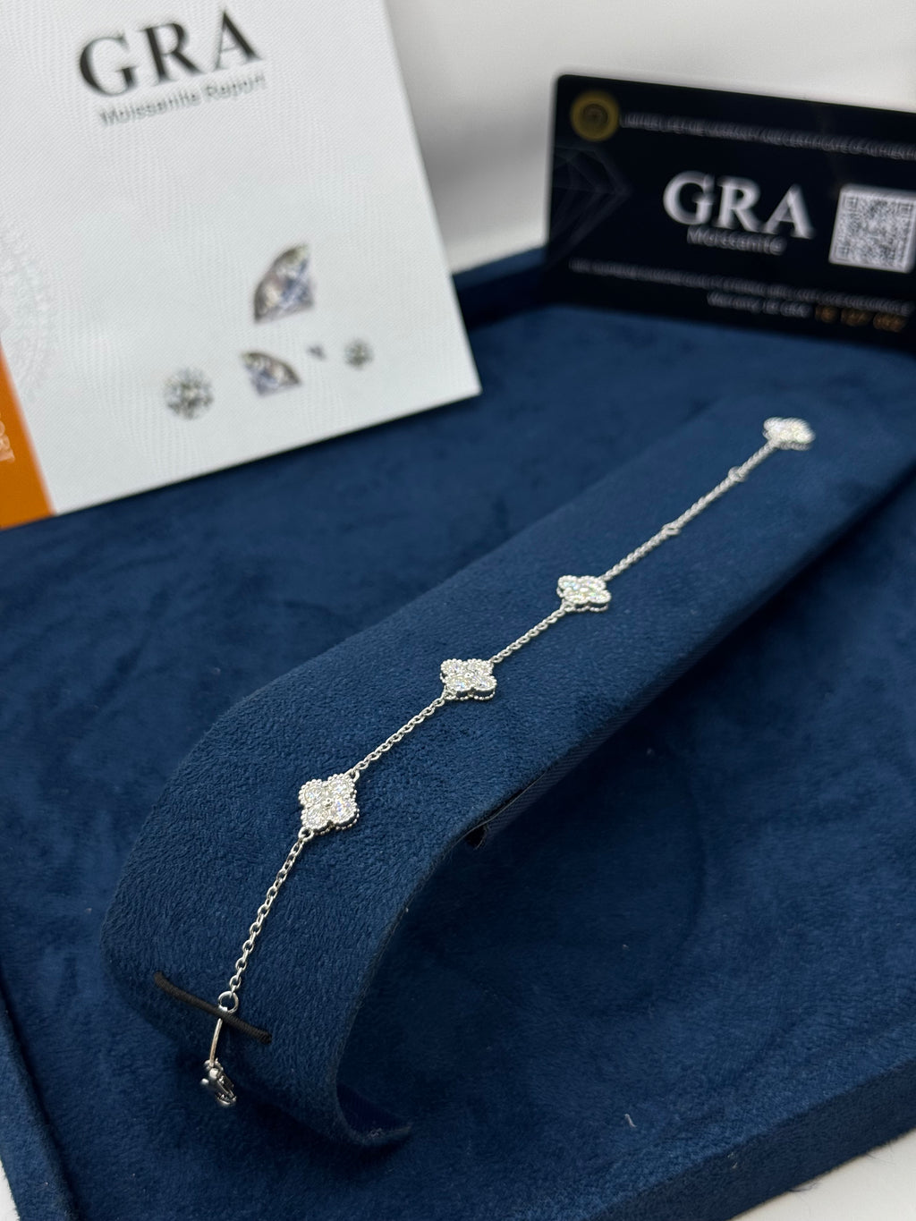 VC Moissanite Clover Set