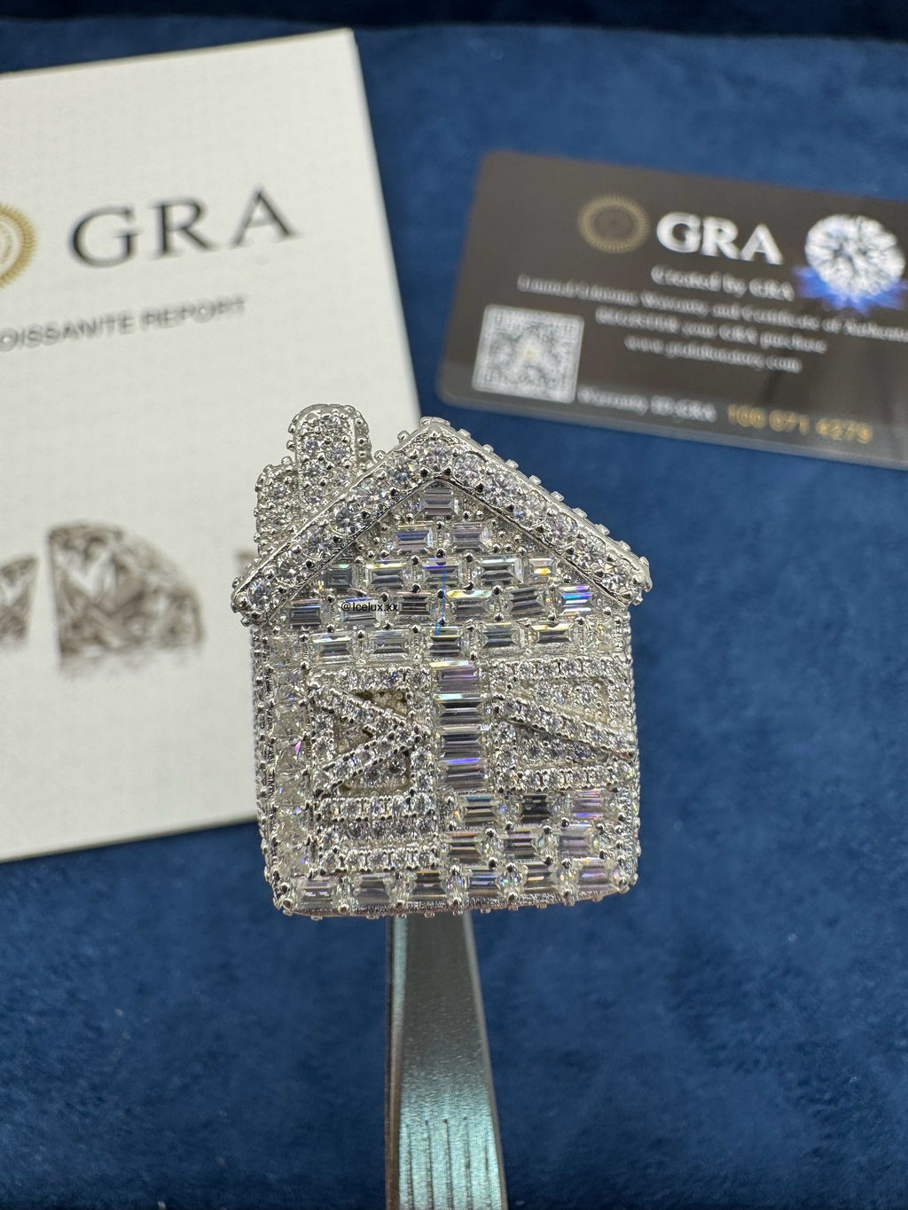 Anillo casa moissanita