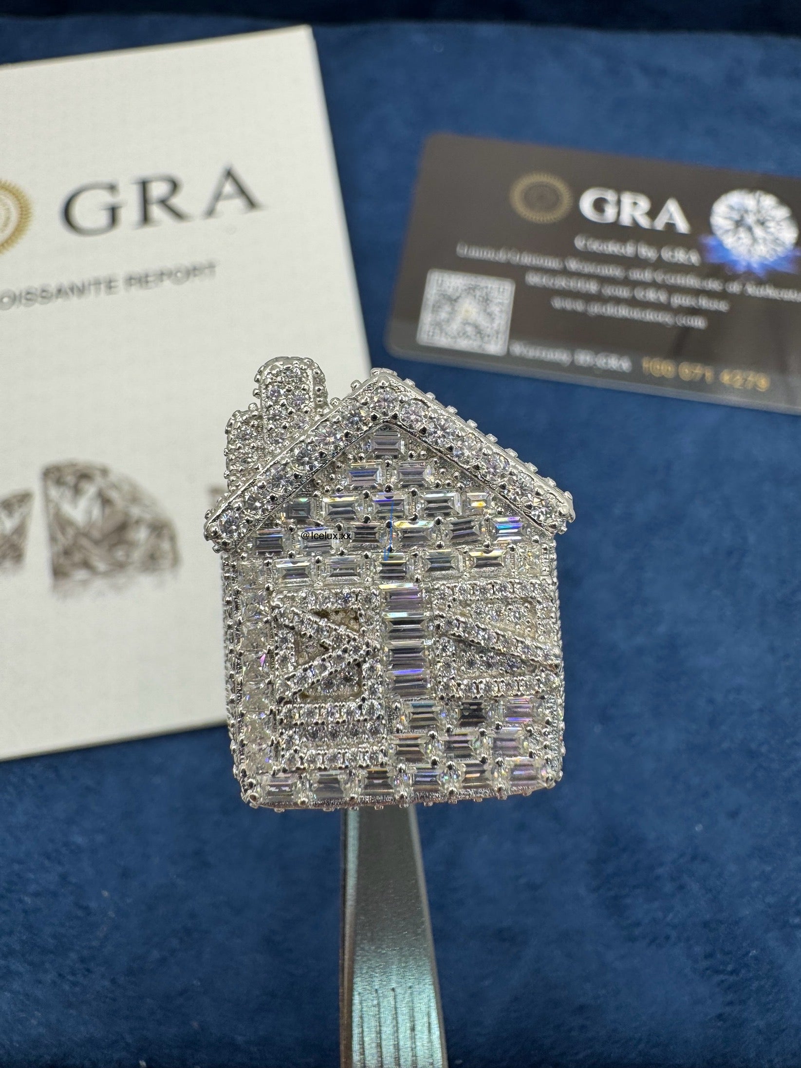 Anillo casa moissanita