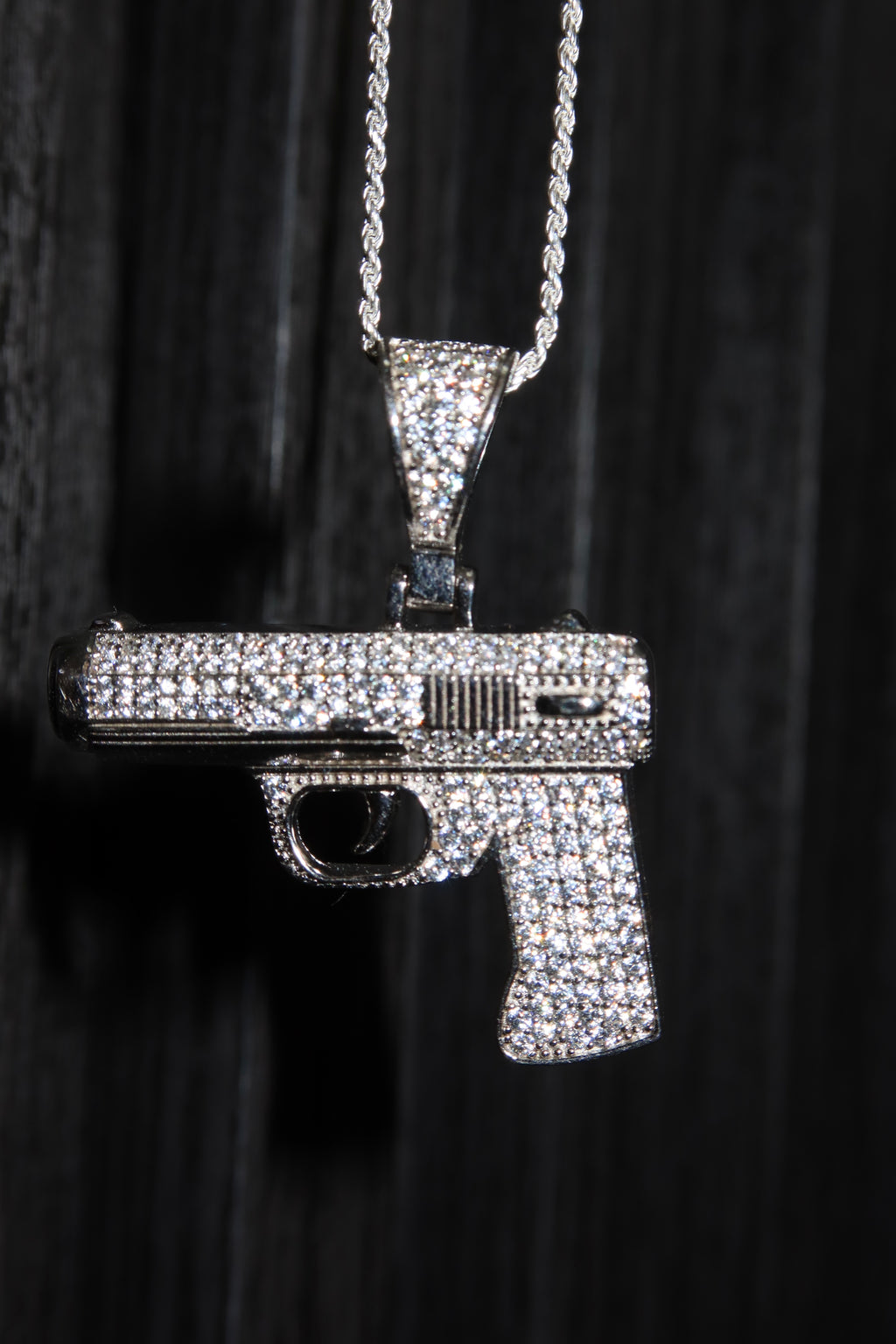 Dije pistola