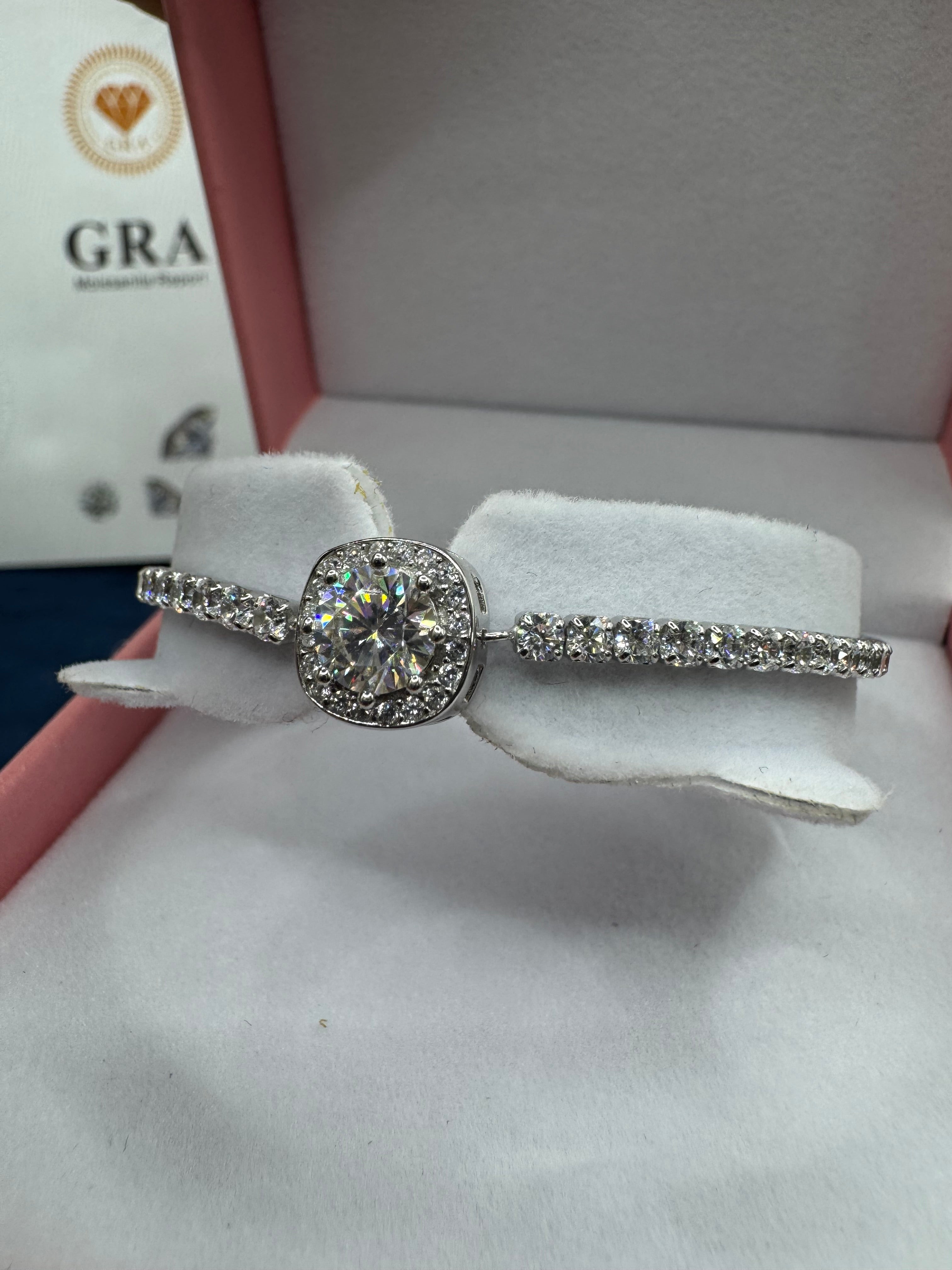 Square moissanite set