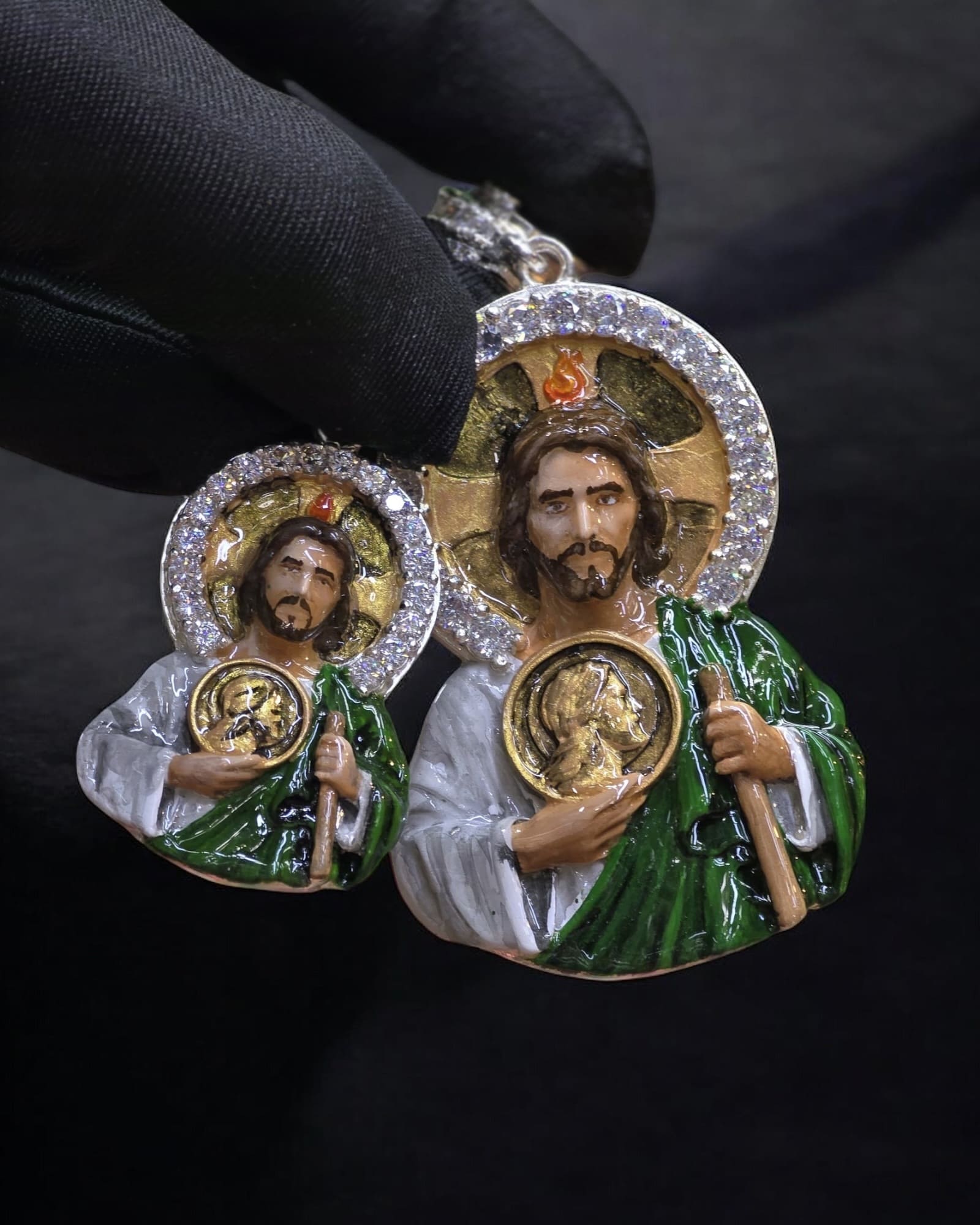 Dije San Judas esmaltados