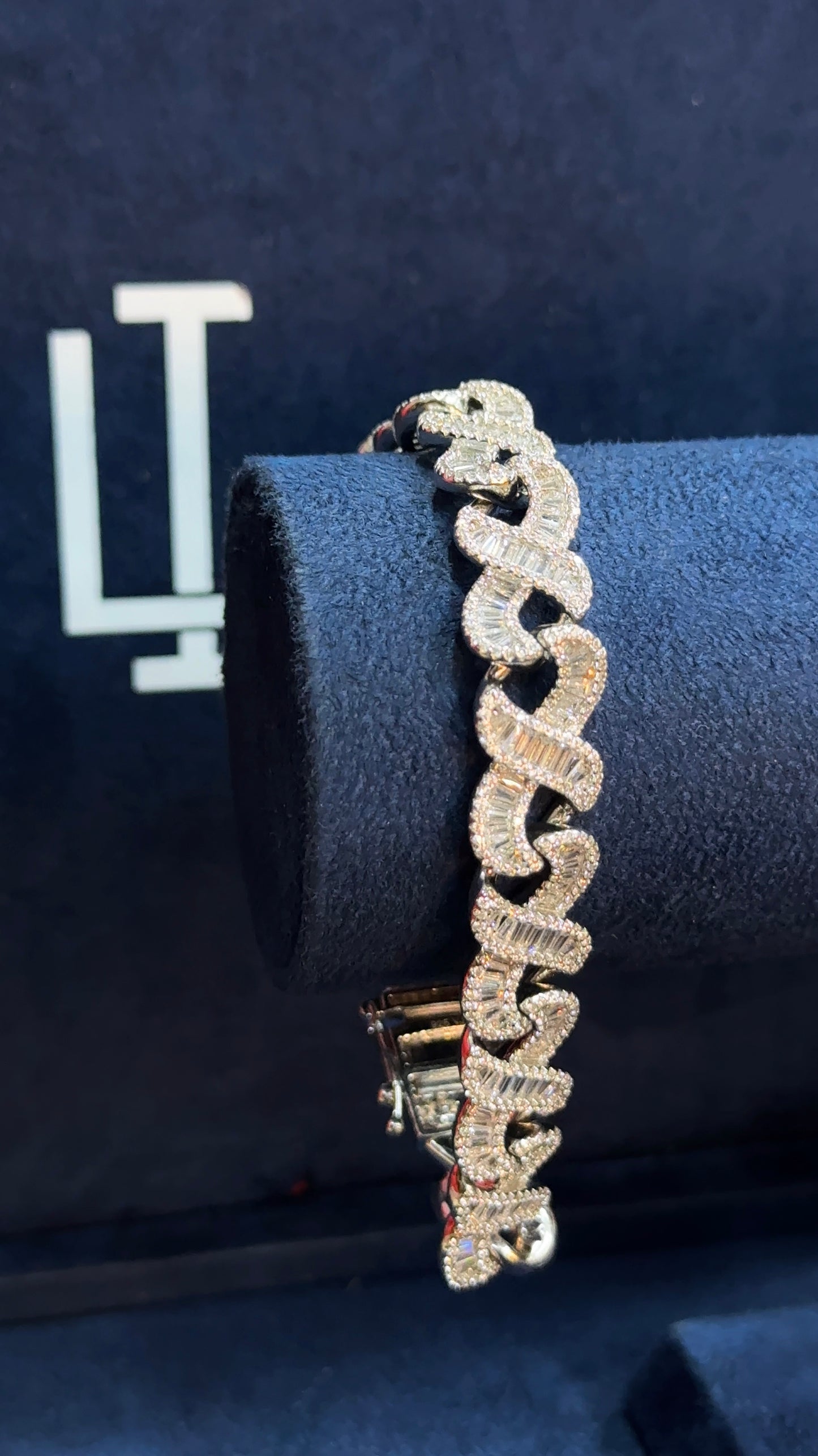 Pulso infinity baguette