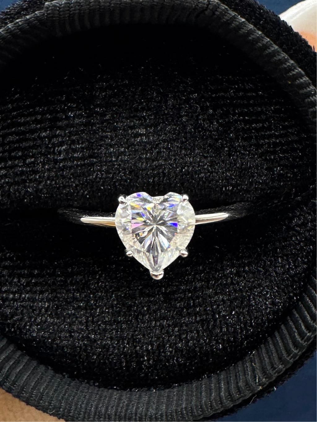 Heart solitaire ring