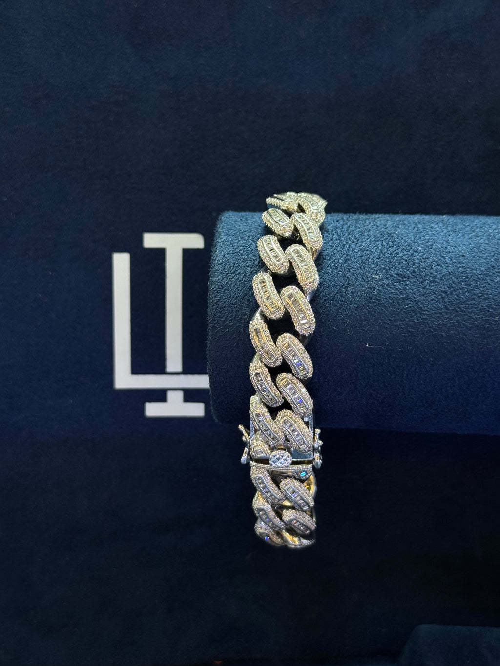 Cuban baguette pulse