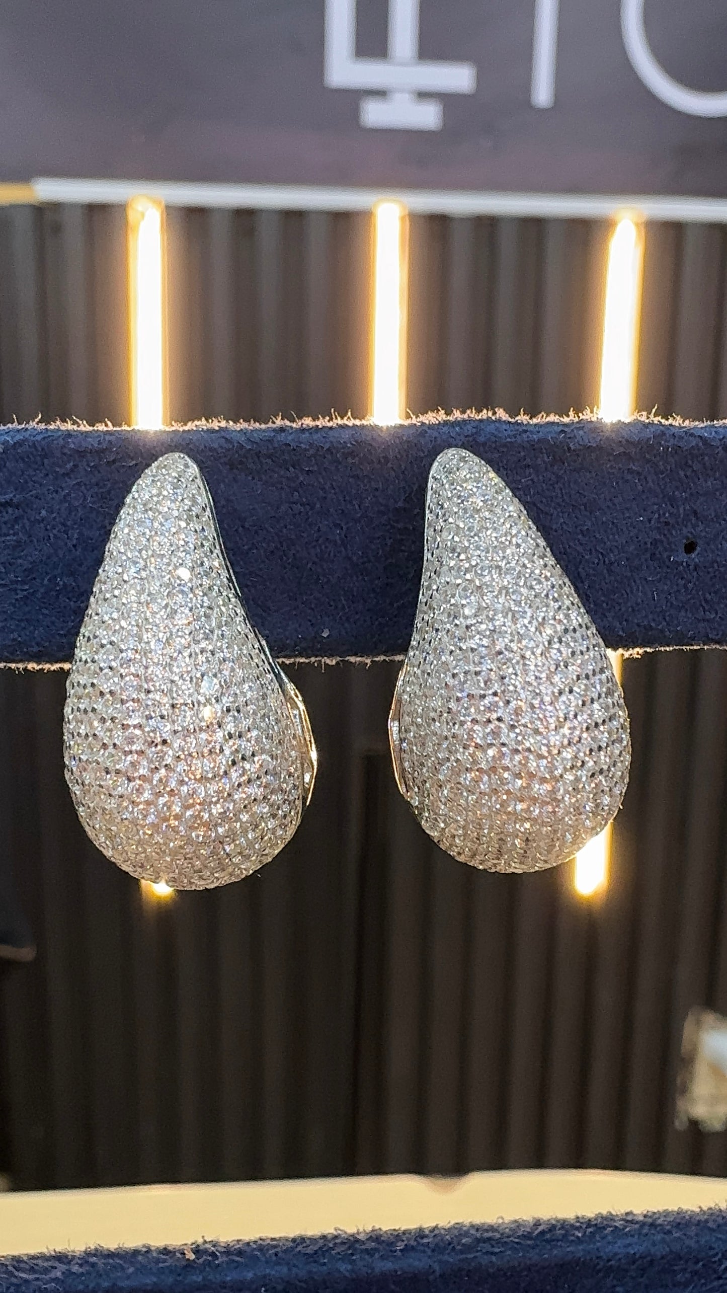 Aretes
