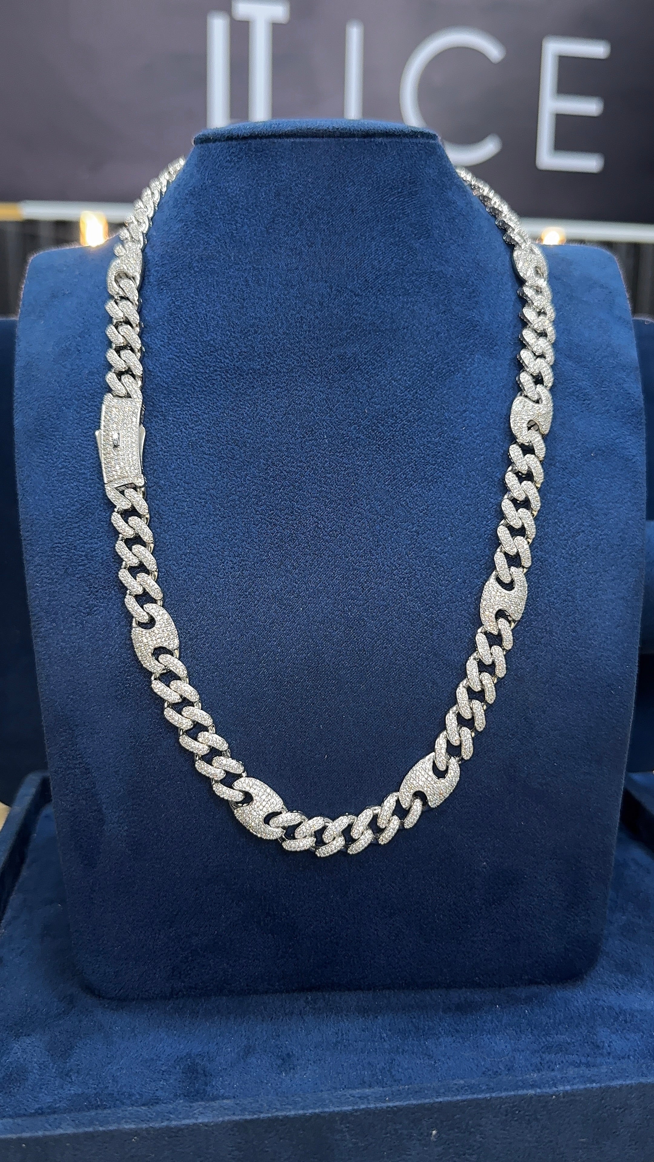 Cadena estilo Guci full ice