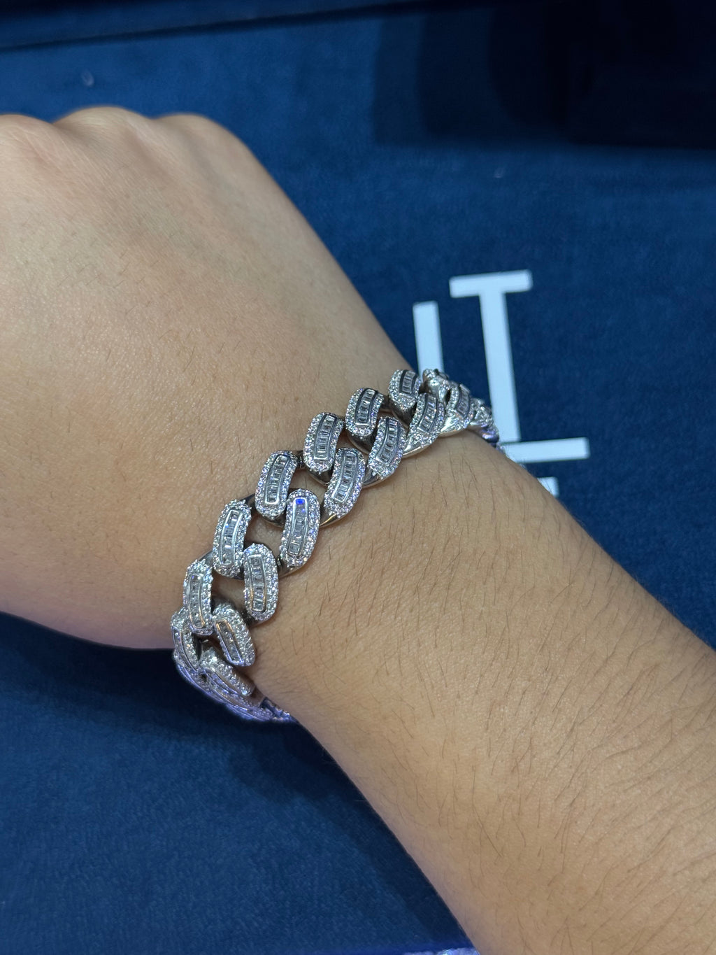 Cuban baguette pulse