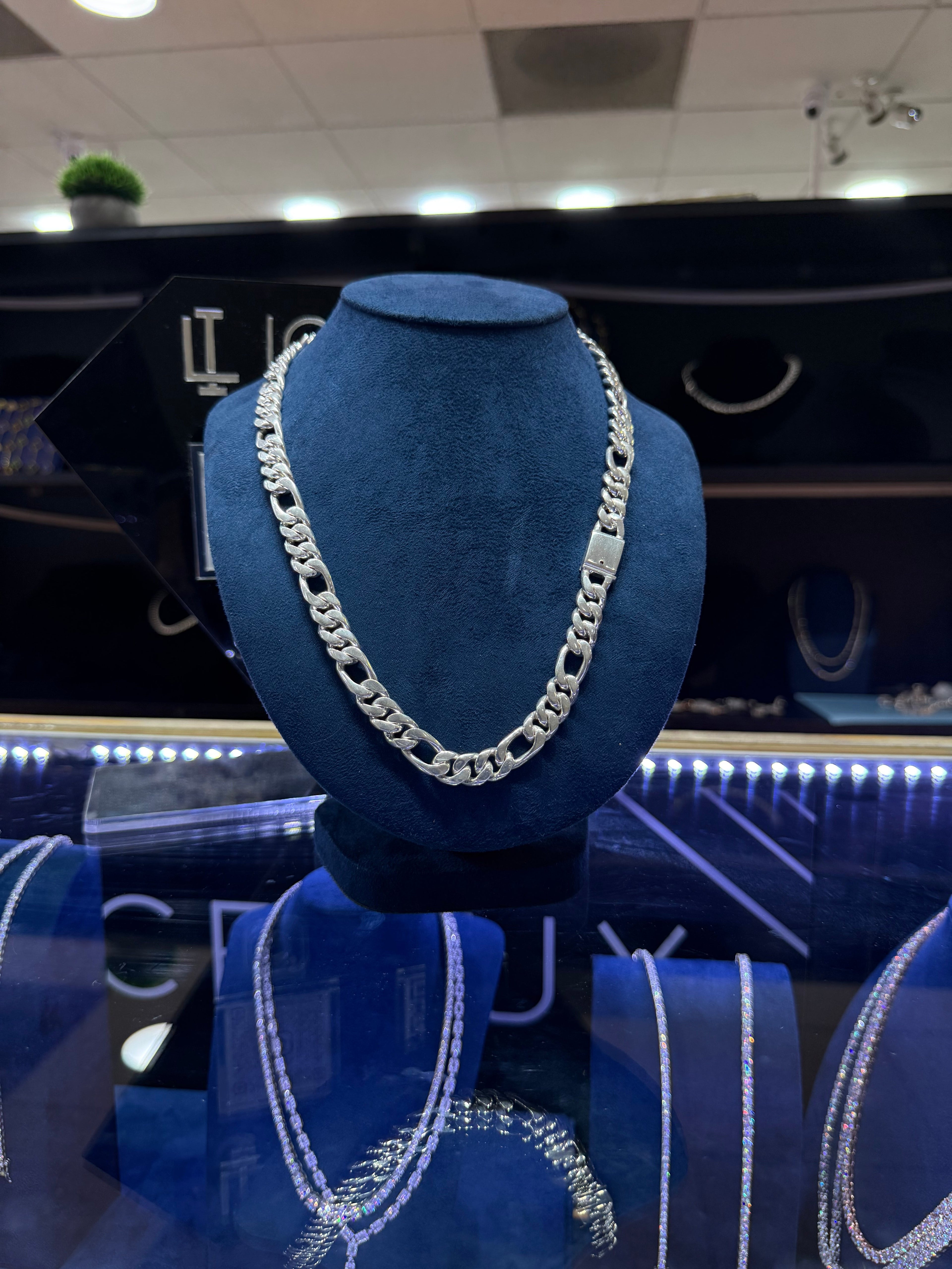 Cárdena estilo crtier sin piedra