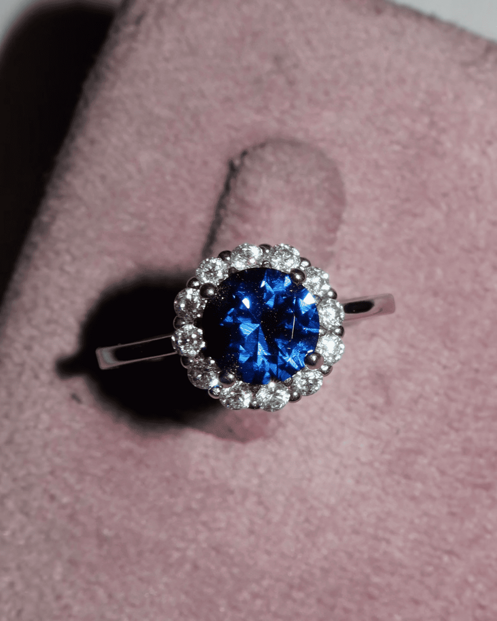 Anillo flor azul