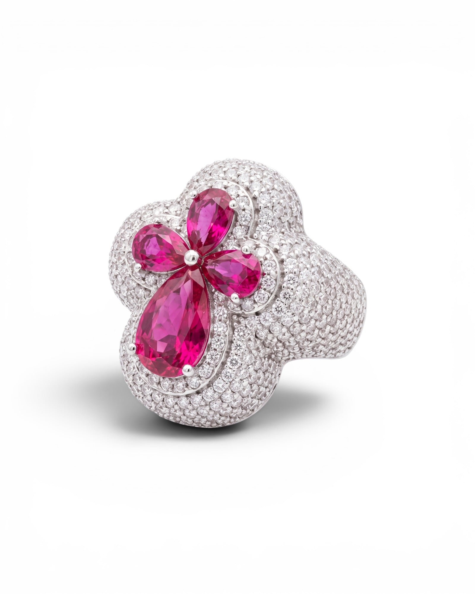 Anillo rojo magenta moissanita