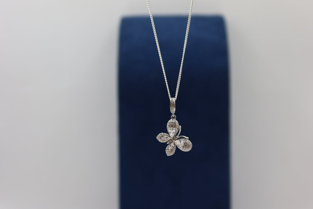 Collar dije mariposa