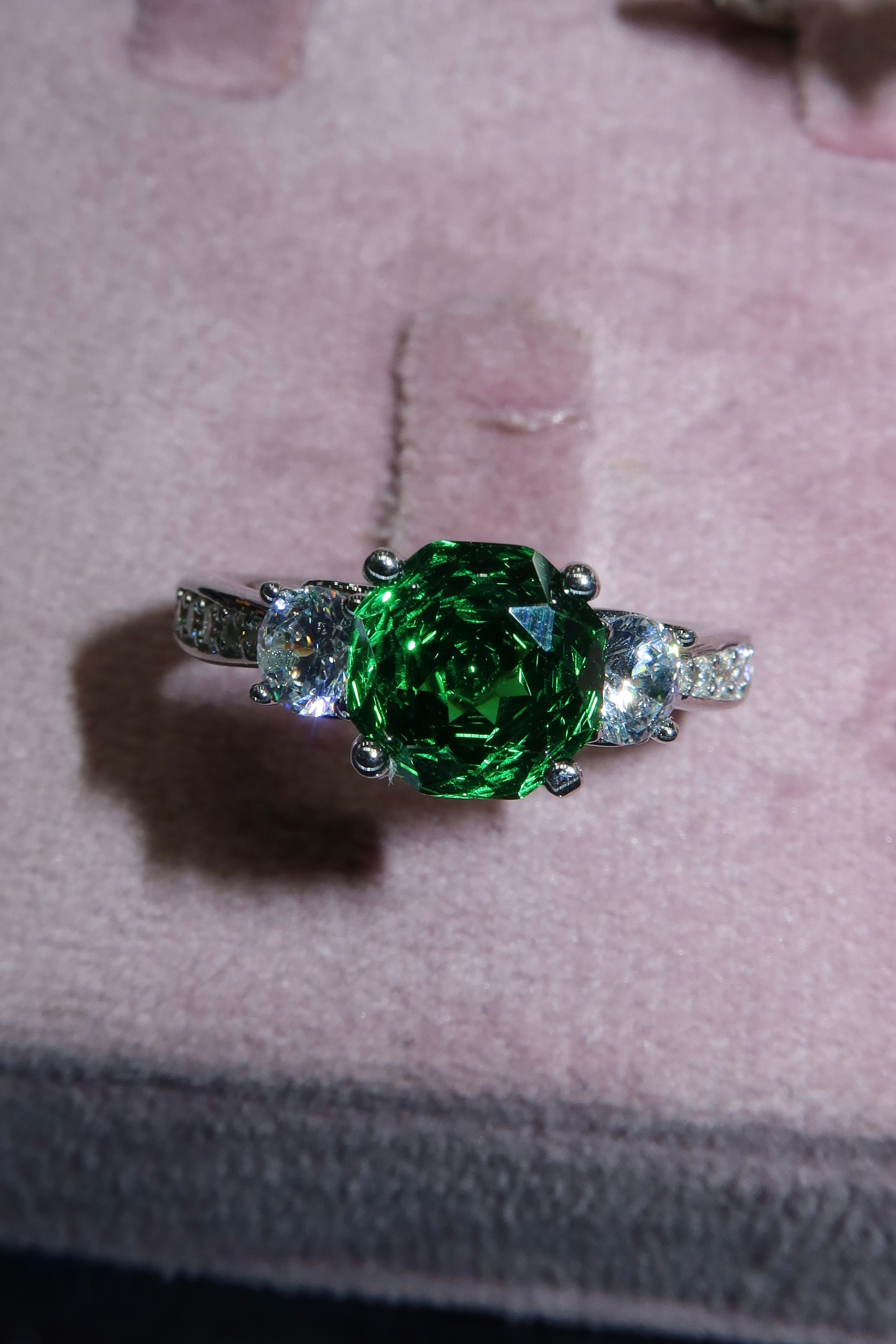 Anillo flower green