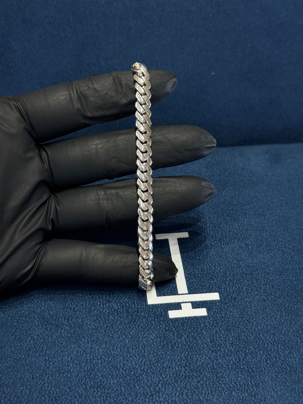 Pulso cubano sin piedra