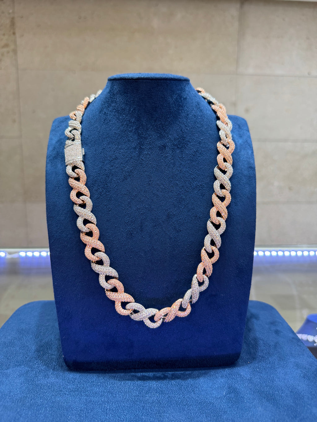 Cadena infinity Bitono rosa