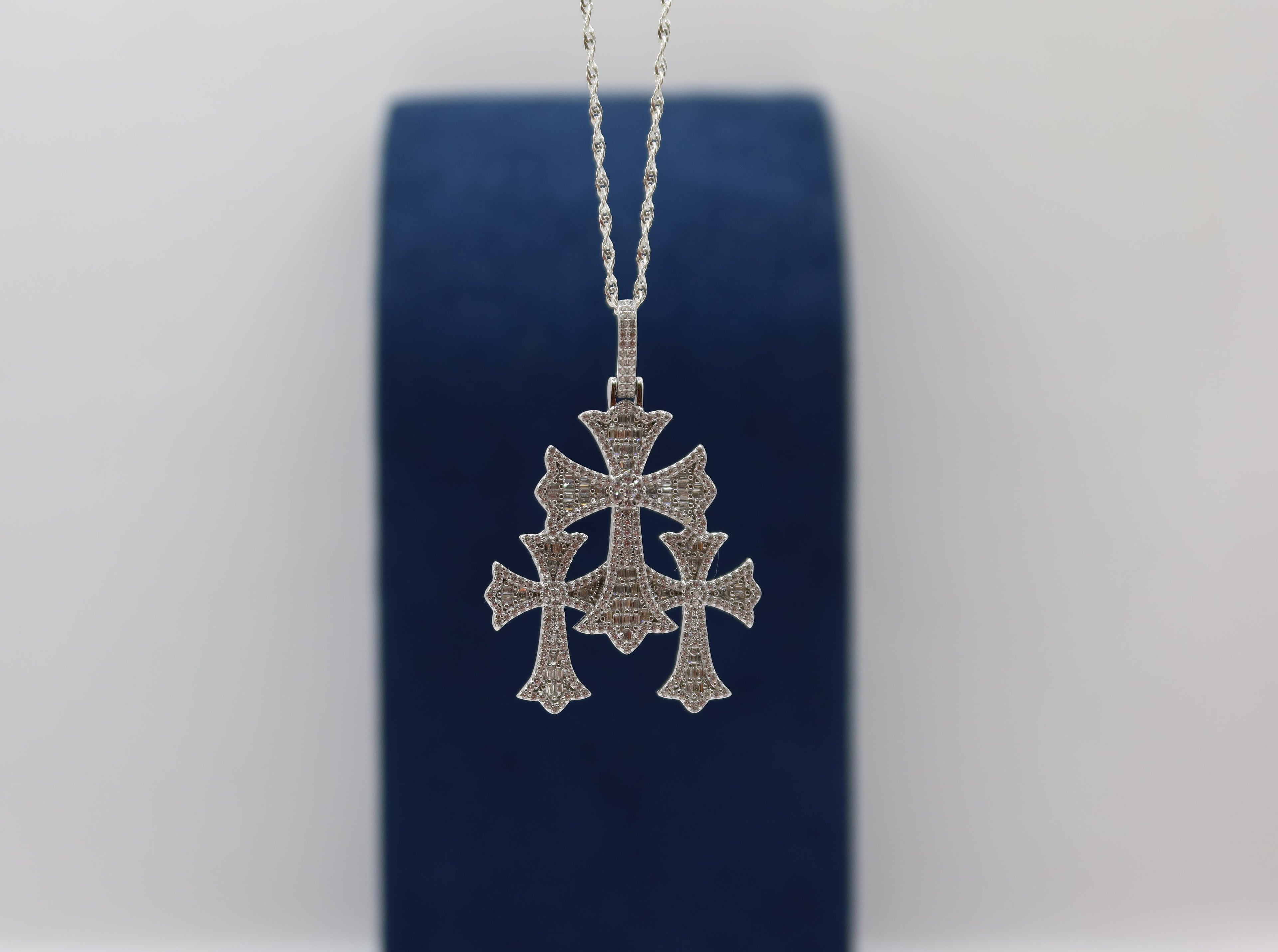 Dije 3 cruces Chrome