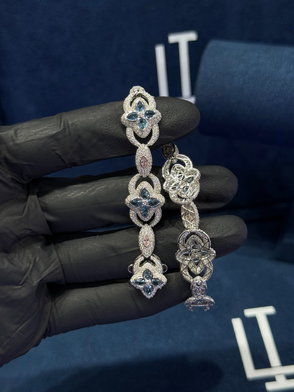 Esclava trébol Exotic