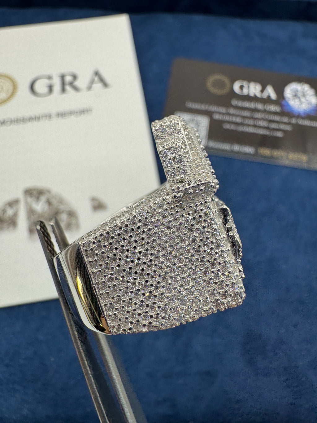 Anillo casa moissanita