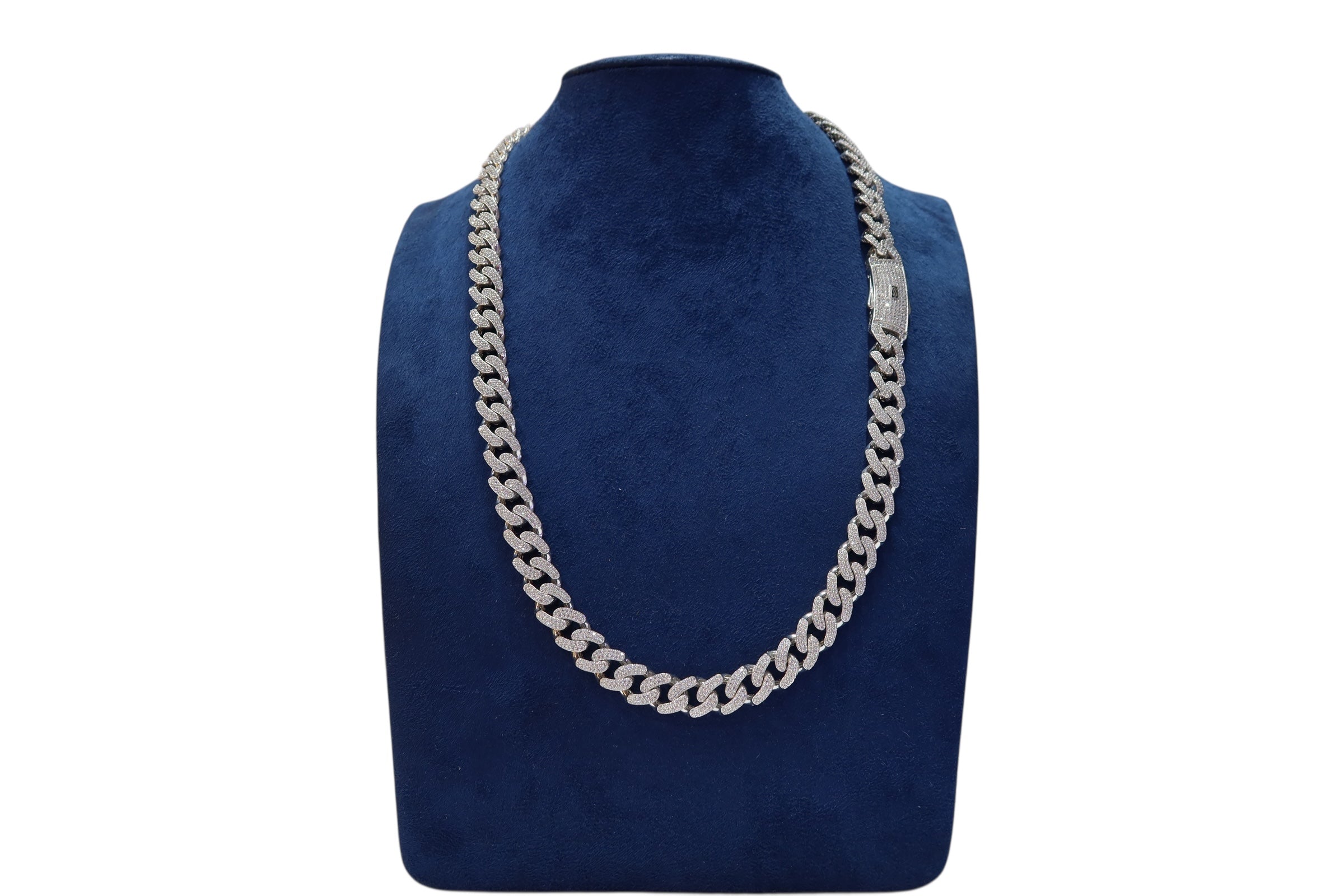 Cadena monaco cubano