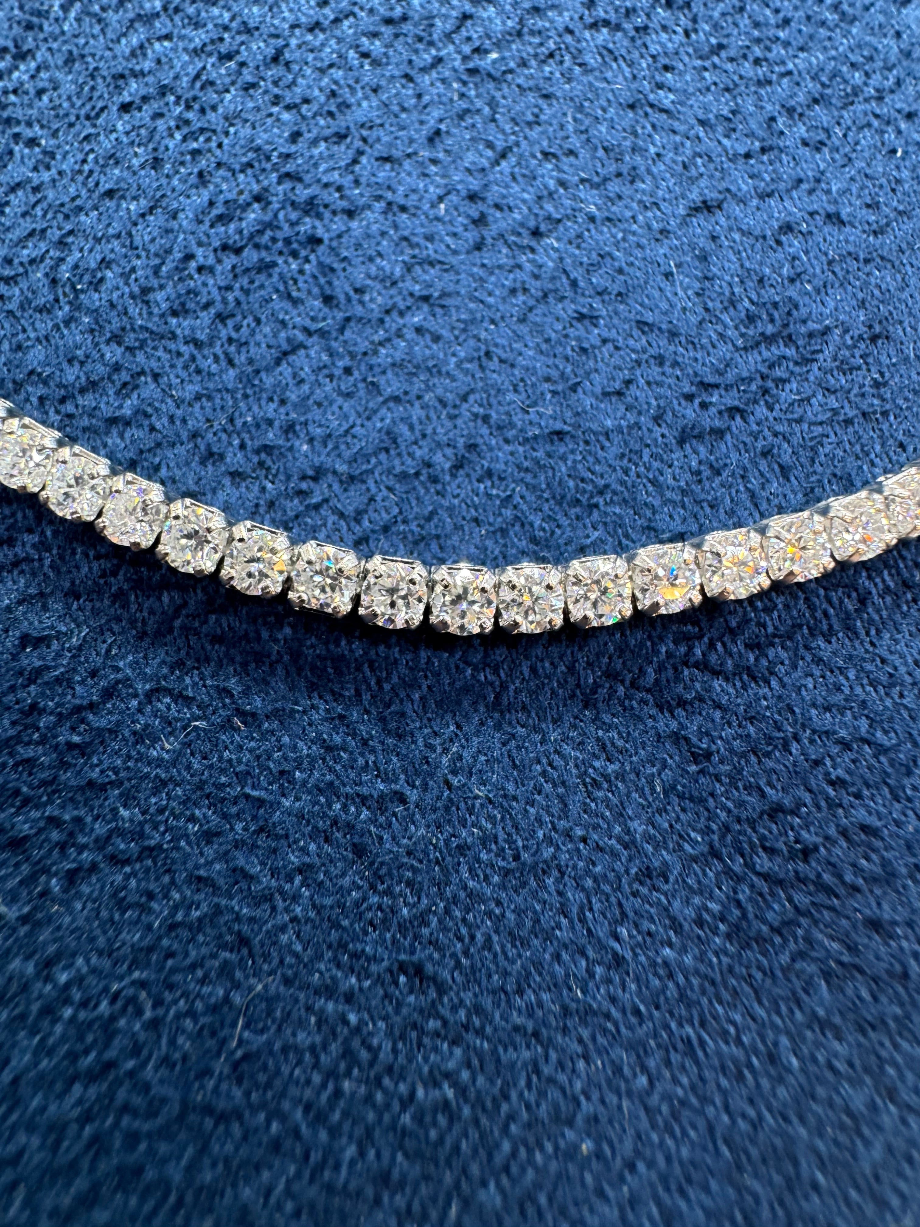 Gargantilla moissanita