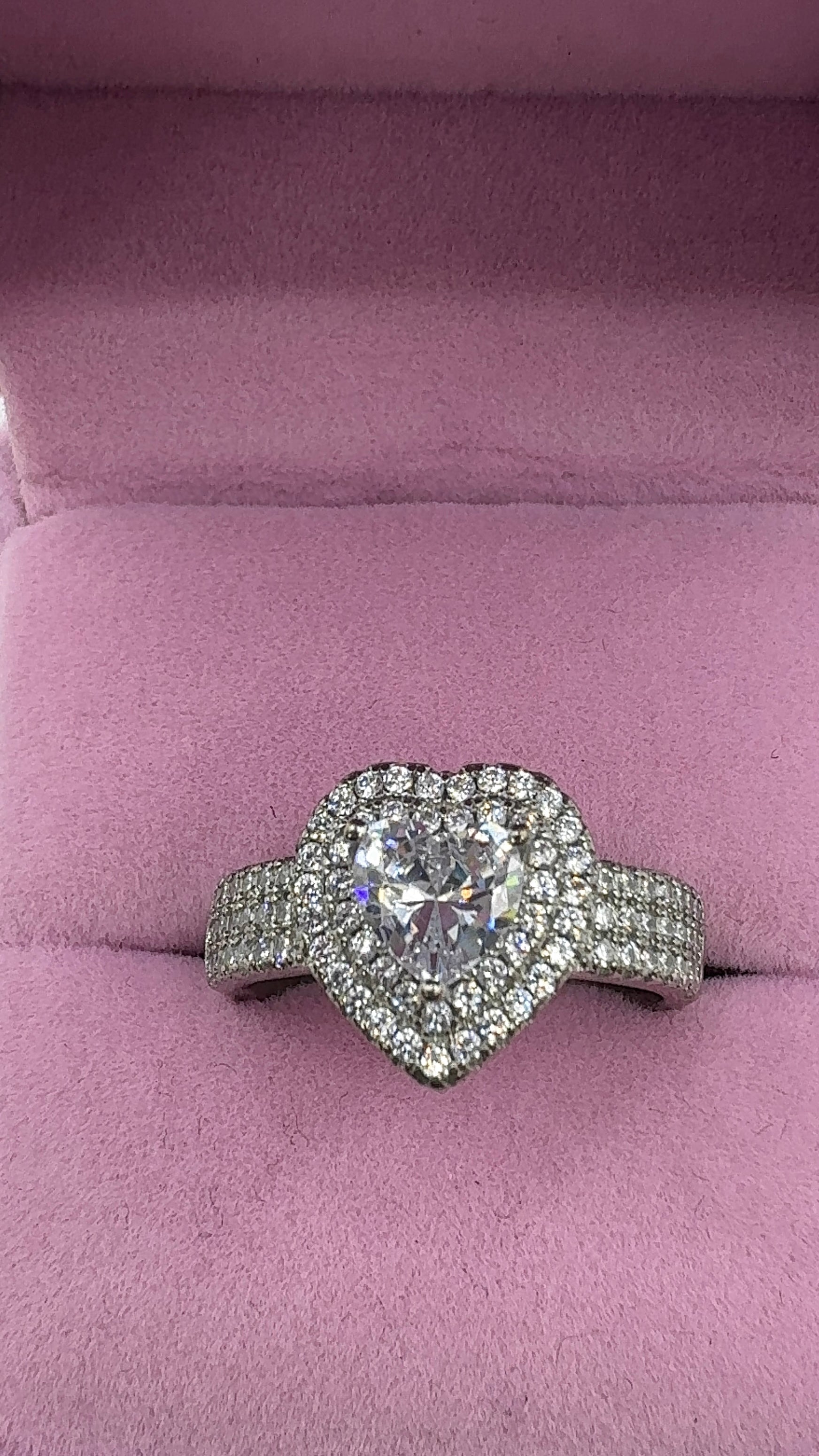 Anillo corazón estilo Pandora