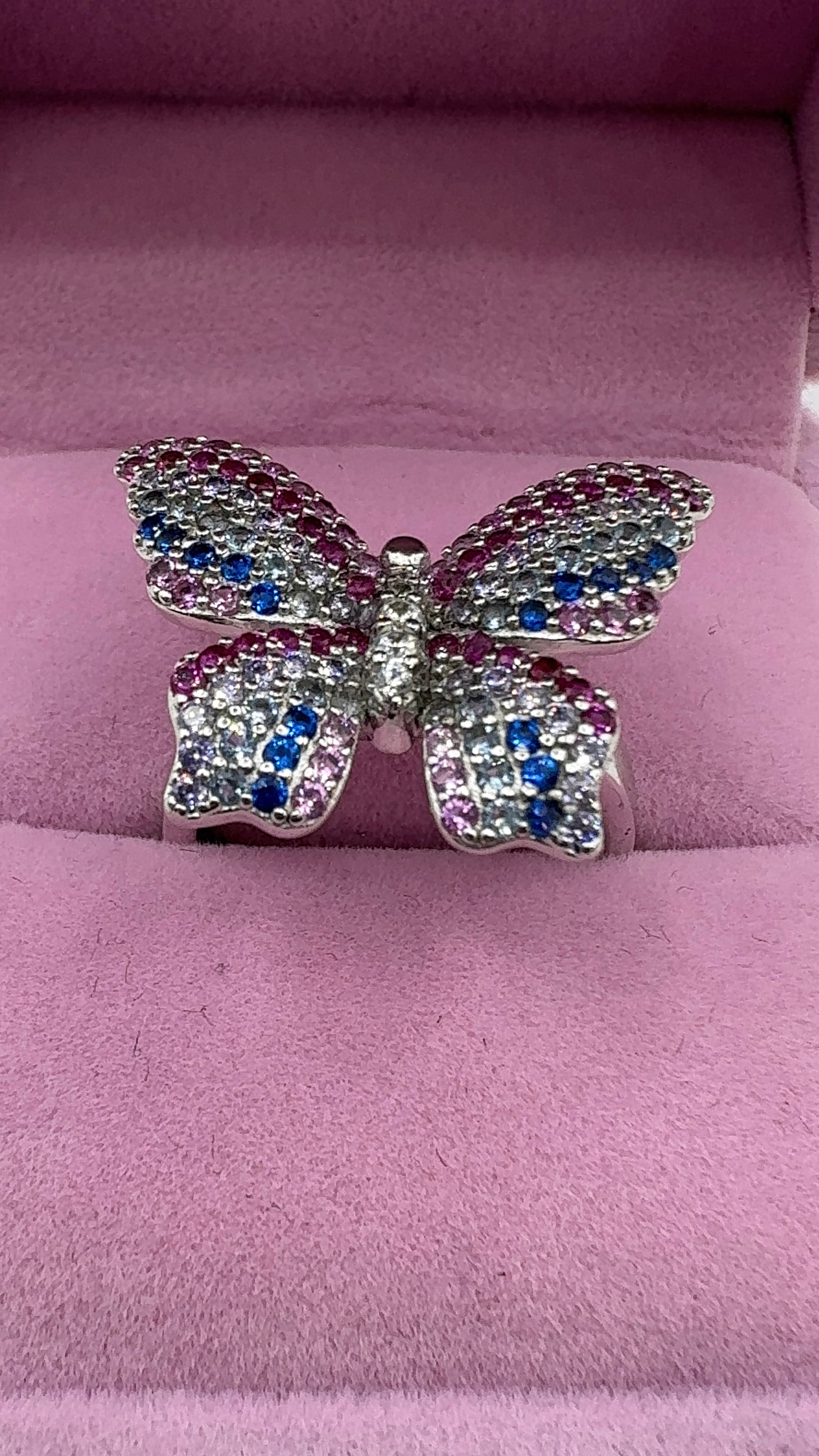 Butterfly ring colors