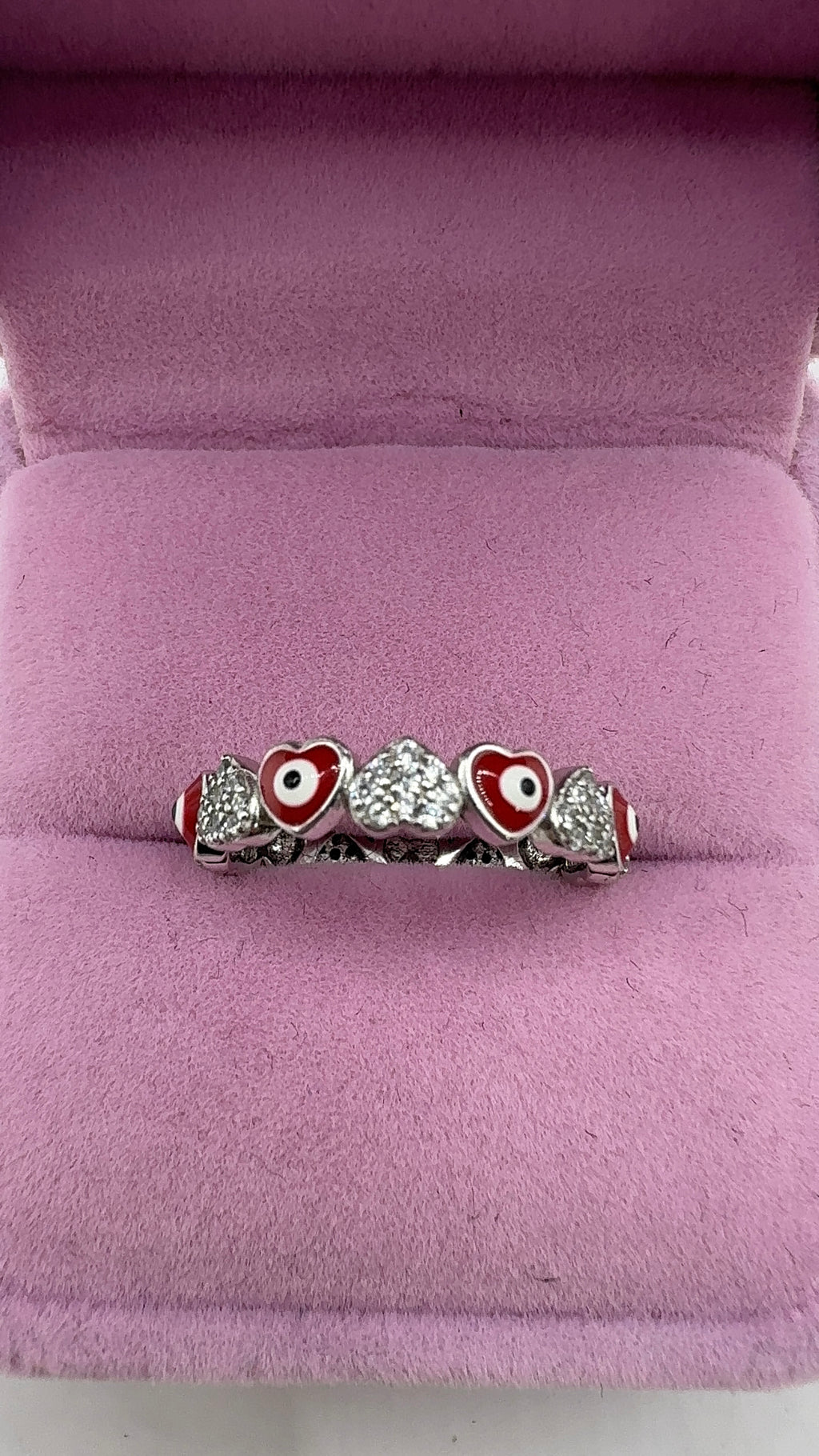 Churumbela ring with eyes and hearts