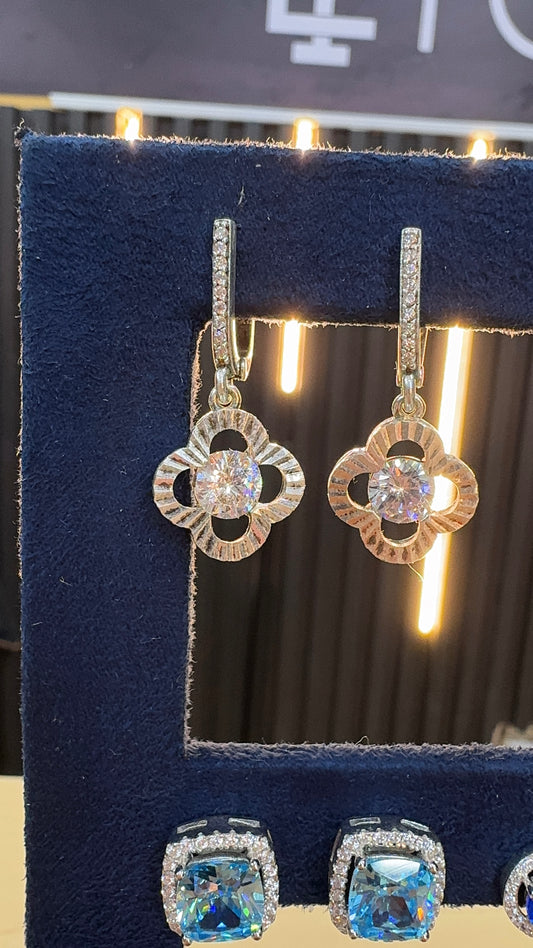 Aretes
