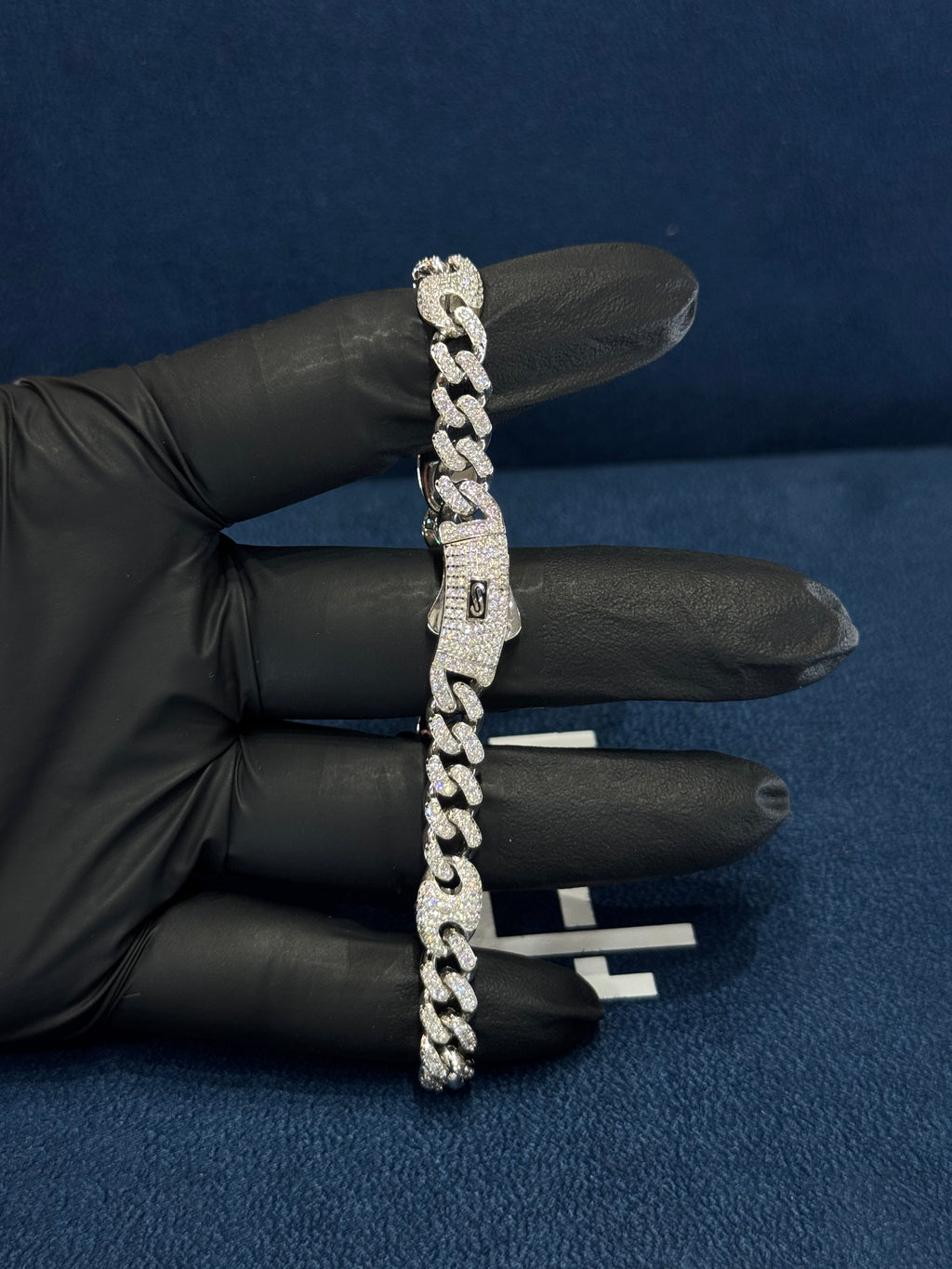 Pulso Guci full ice 8mm