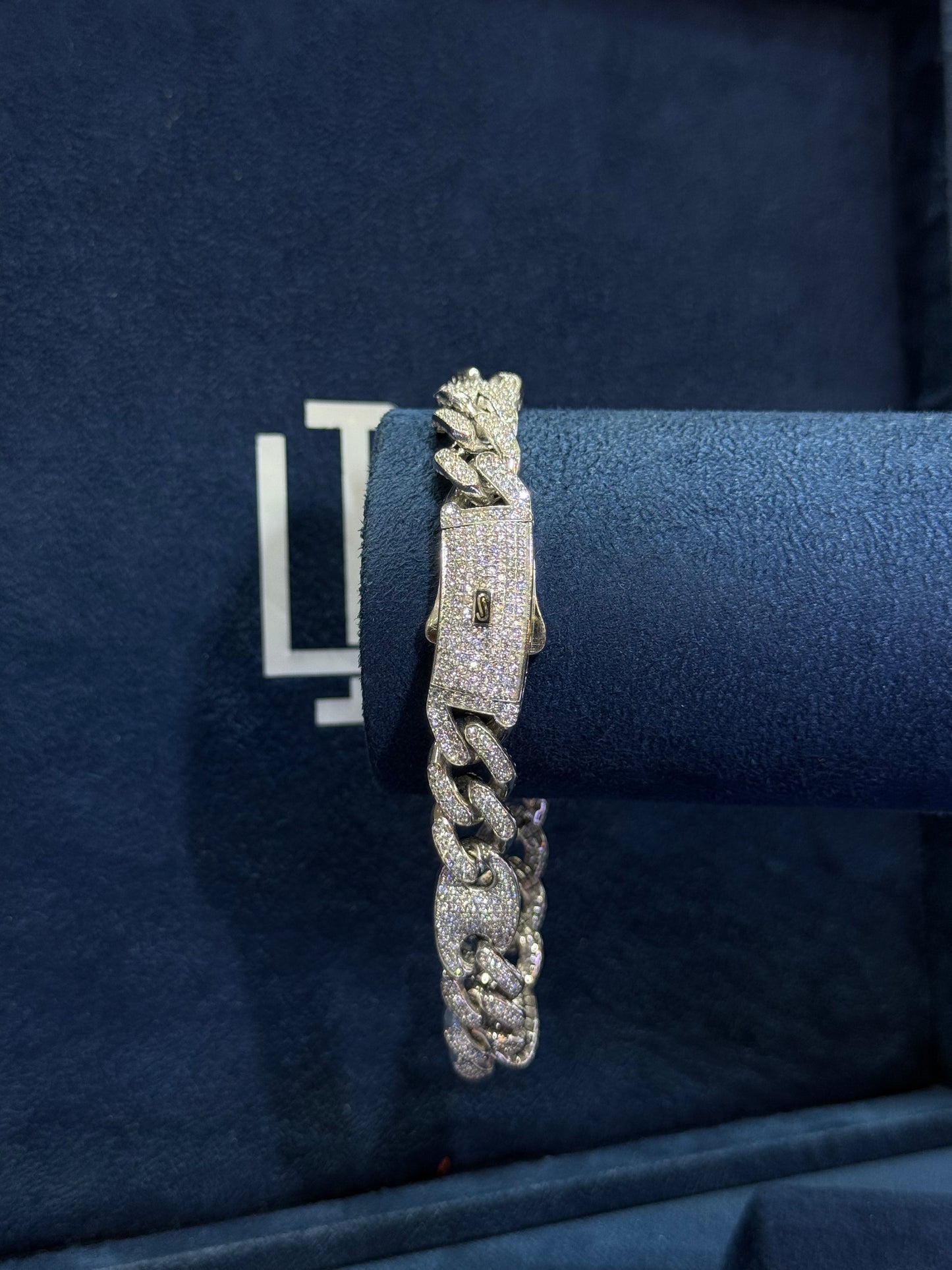 Esclava Monaco Gucci