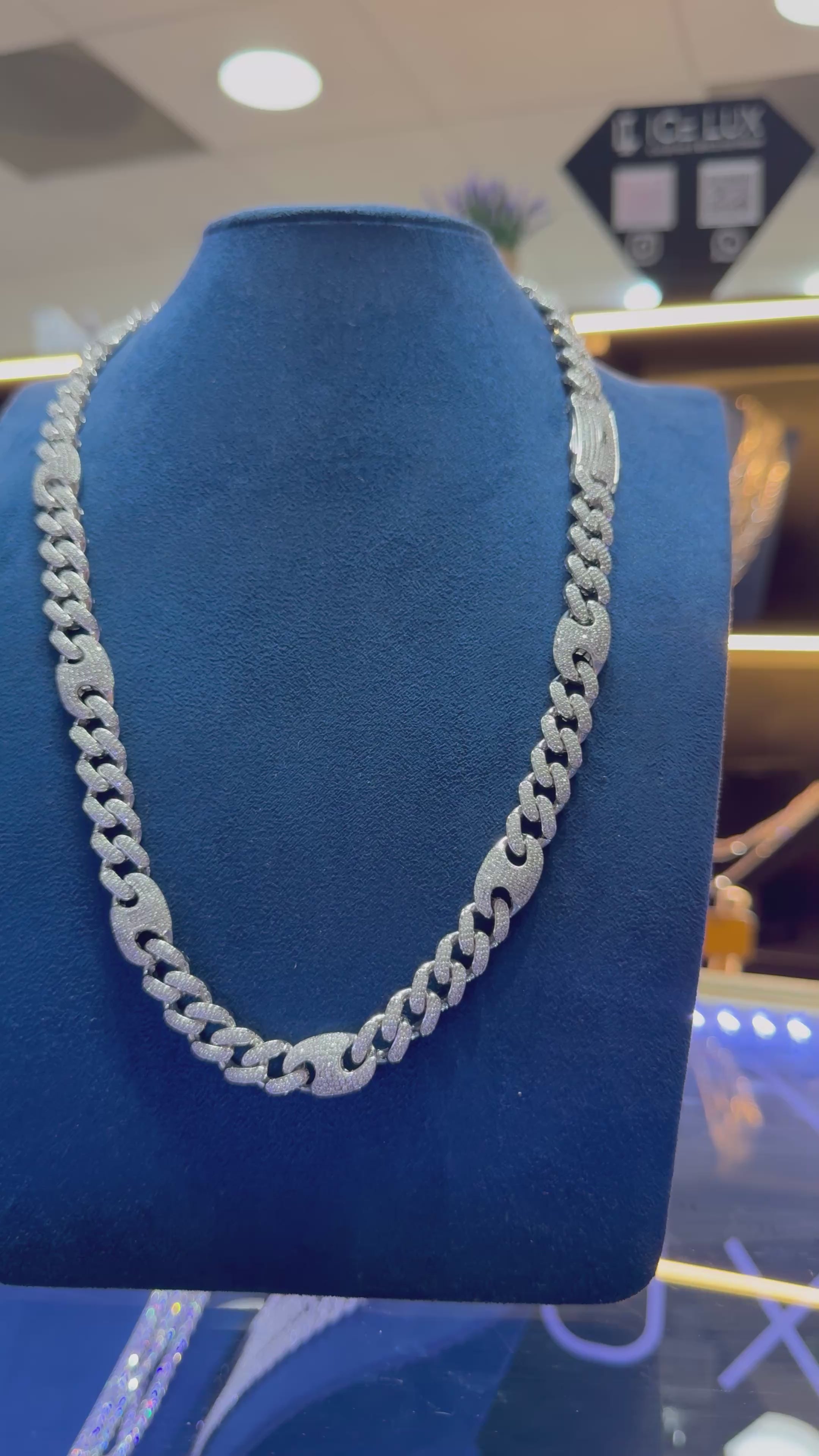 Cadena estilo Guci full ice